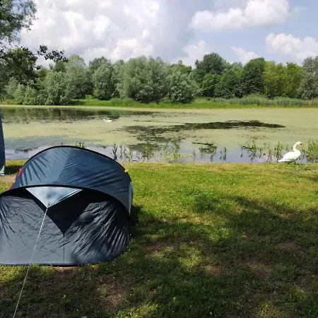 Campsite Ark Village Liberland *