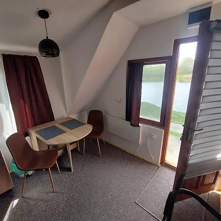 Campsite Ark Village Liberland Apatin