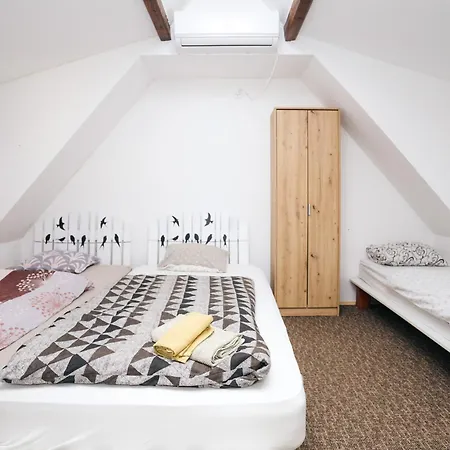 Campsite Ark Village Liberland